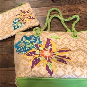 Vera Bradley beach bag with pouch